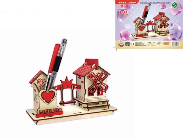 Creative DIY Pencil Holder Puzzle Toy - Heart Design